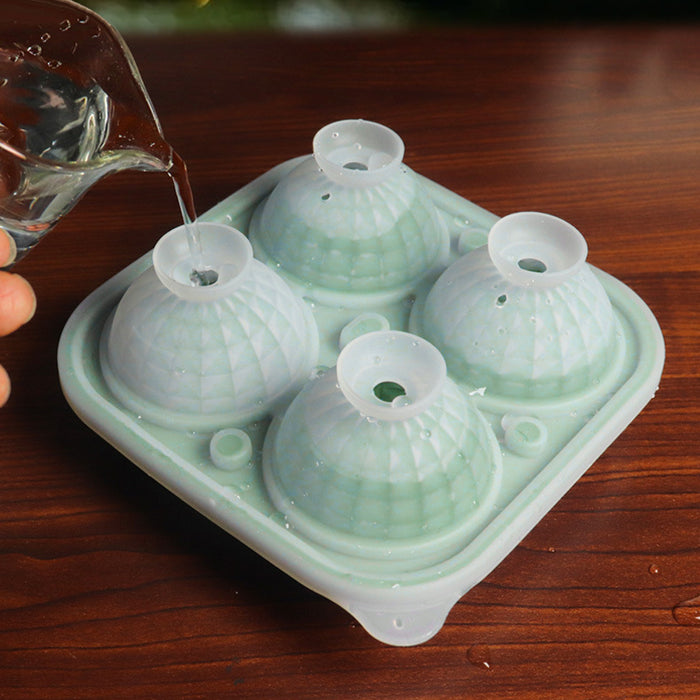 2pcs Silicone Ice Mold Tray for Whiskey Cocktails