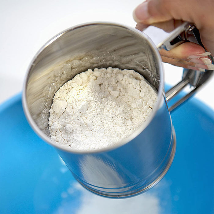 Stainless Steel Handheld Flour Sifter with Double-Layer Mesh for Baking