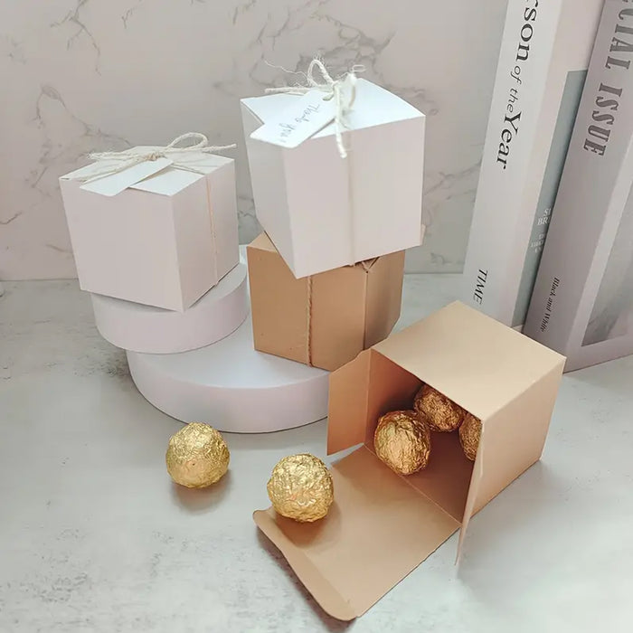 50 Pcs Kraft Paper Gift Boxes 7x7x7cm with Rope and Tags