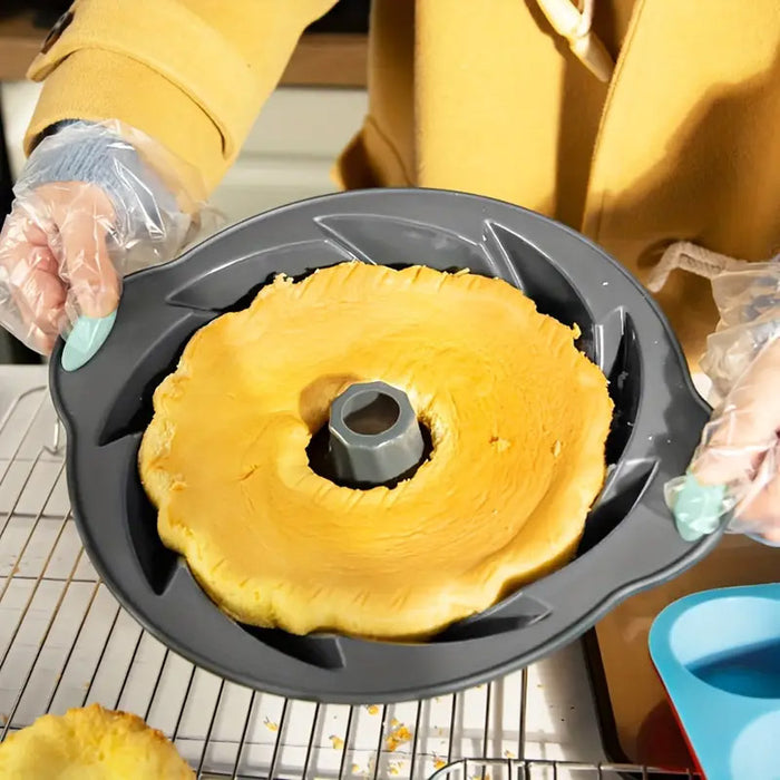 Silicone Cake Mould Non Stick One Piece Oven Safe