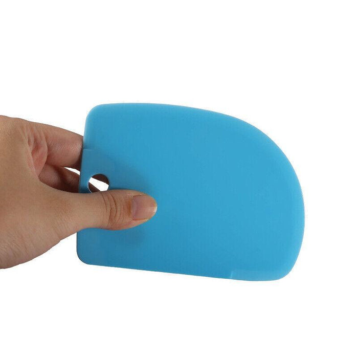 3 Pcs Plastic Dough Scrapers Jagged Cutters Icing Tools