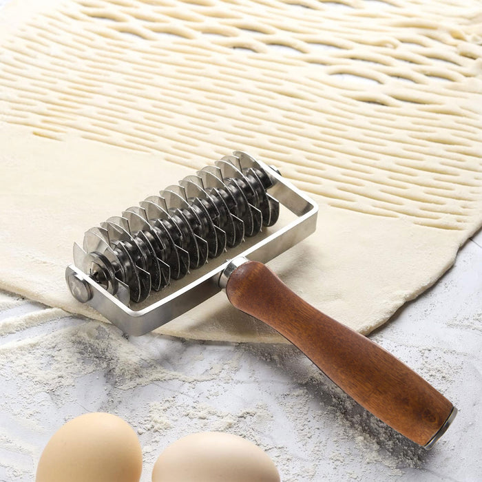 Pastry Lattice Roller Cutter Stainless Steel Wood Handle 19.5cm