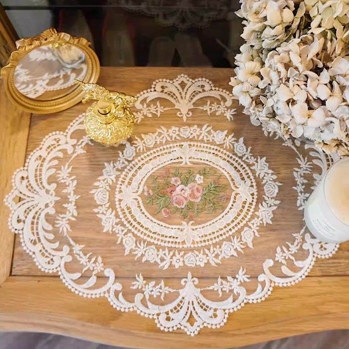 4 Pack Retro Lace Oval Placemats 31x42cm Polyester