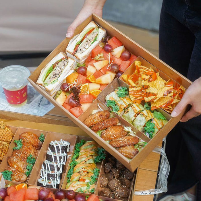 10 Pcs Food-Grade Kraft Paper Lunch Boxes for Outdoor Picnic in 3 Sizes