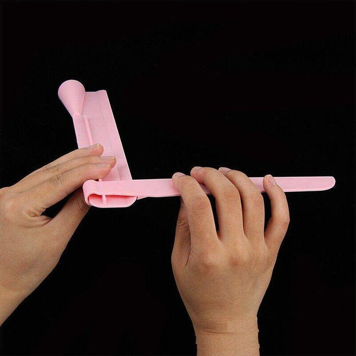 Adjustable Fondant Cake Scraper Smoother Food-Grade Plastic 23.5 x 20.5 cm